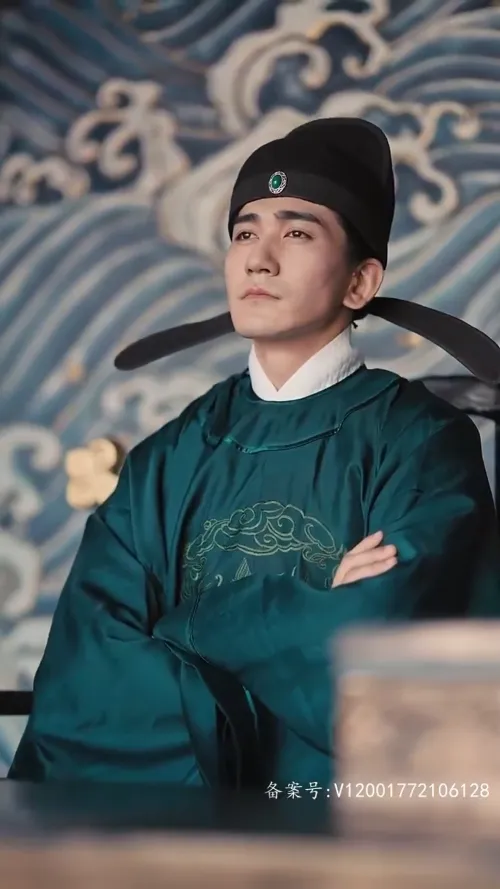 Return to ancient times and become an emperor's master